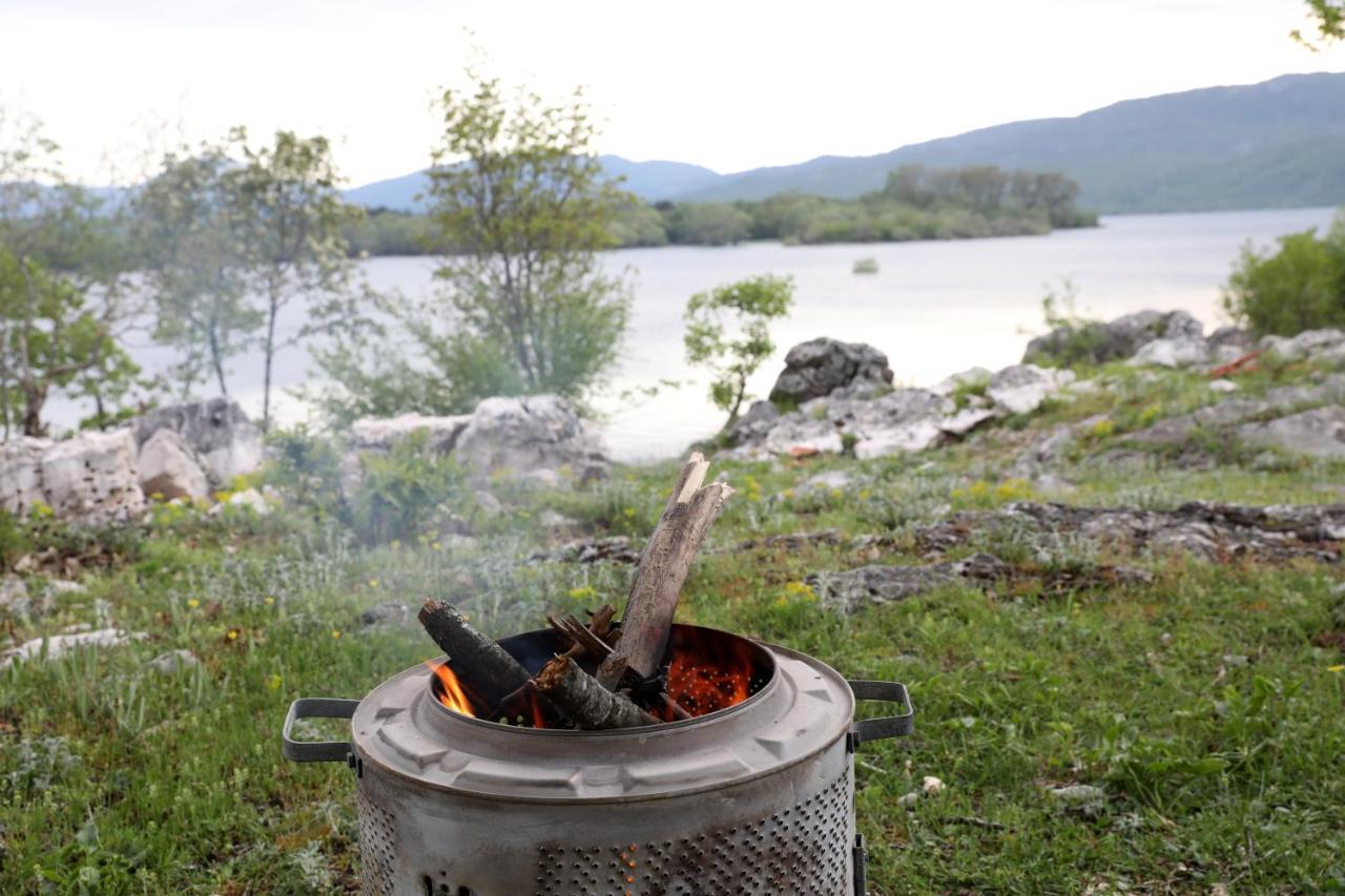 Lake House 'Vilin Konak' Nikšić Bagian luar foto