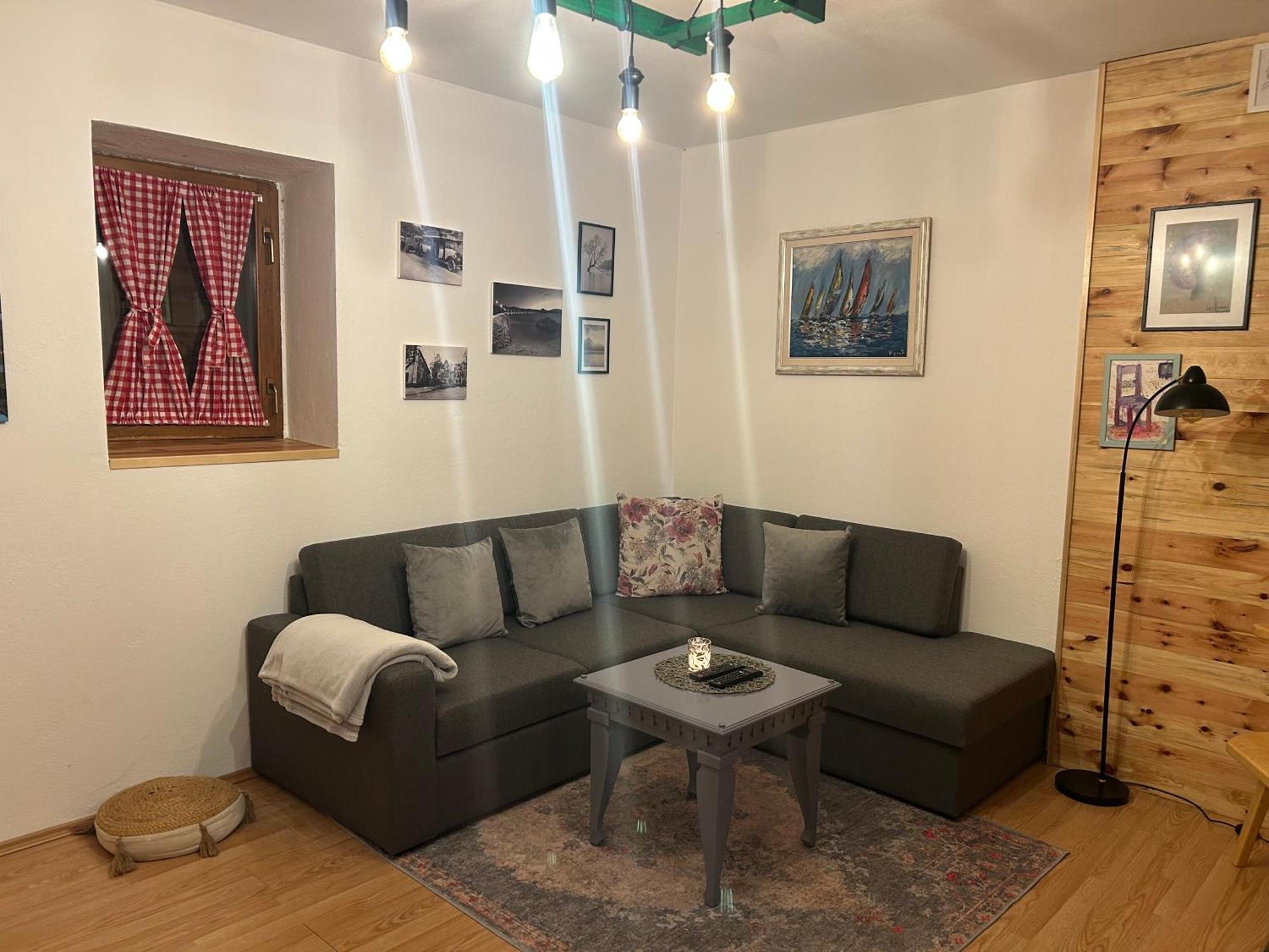 Lake House 'Vilin Konak' Nikšić Bagian luar foto